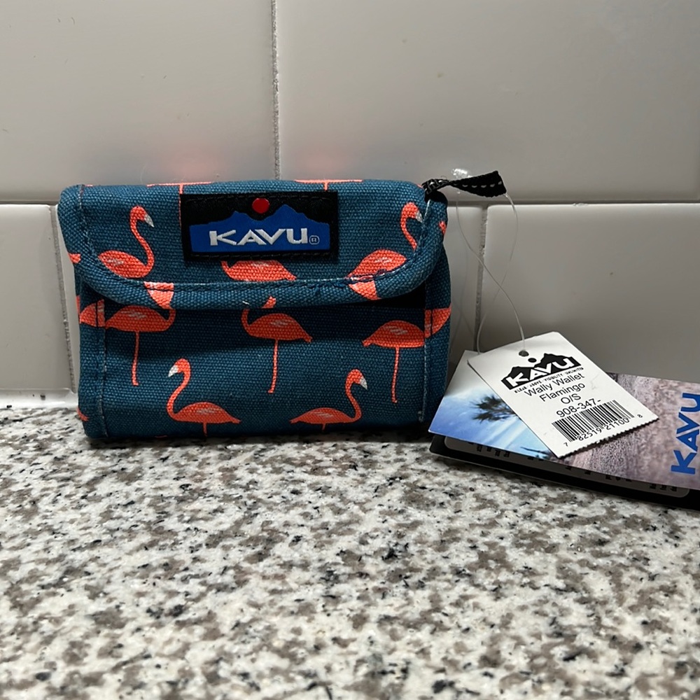 Kavu flamingo wallet